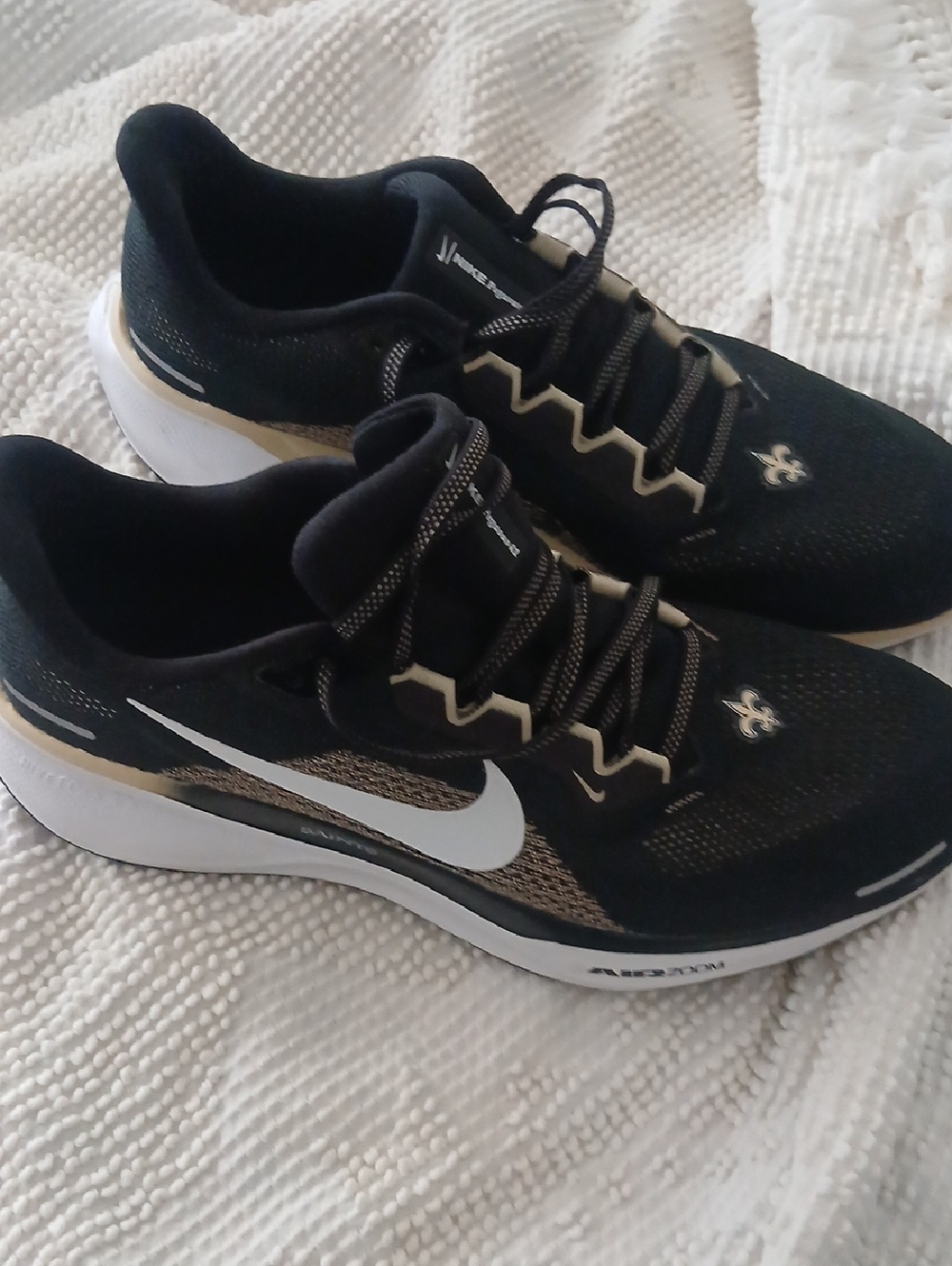 Nike Men's Size 11 Pegasus41 New Orleans Saints Running Shoes